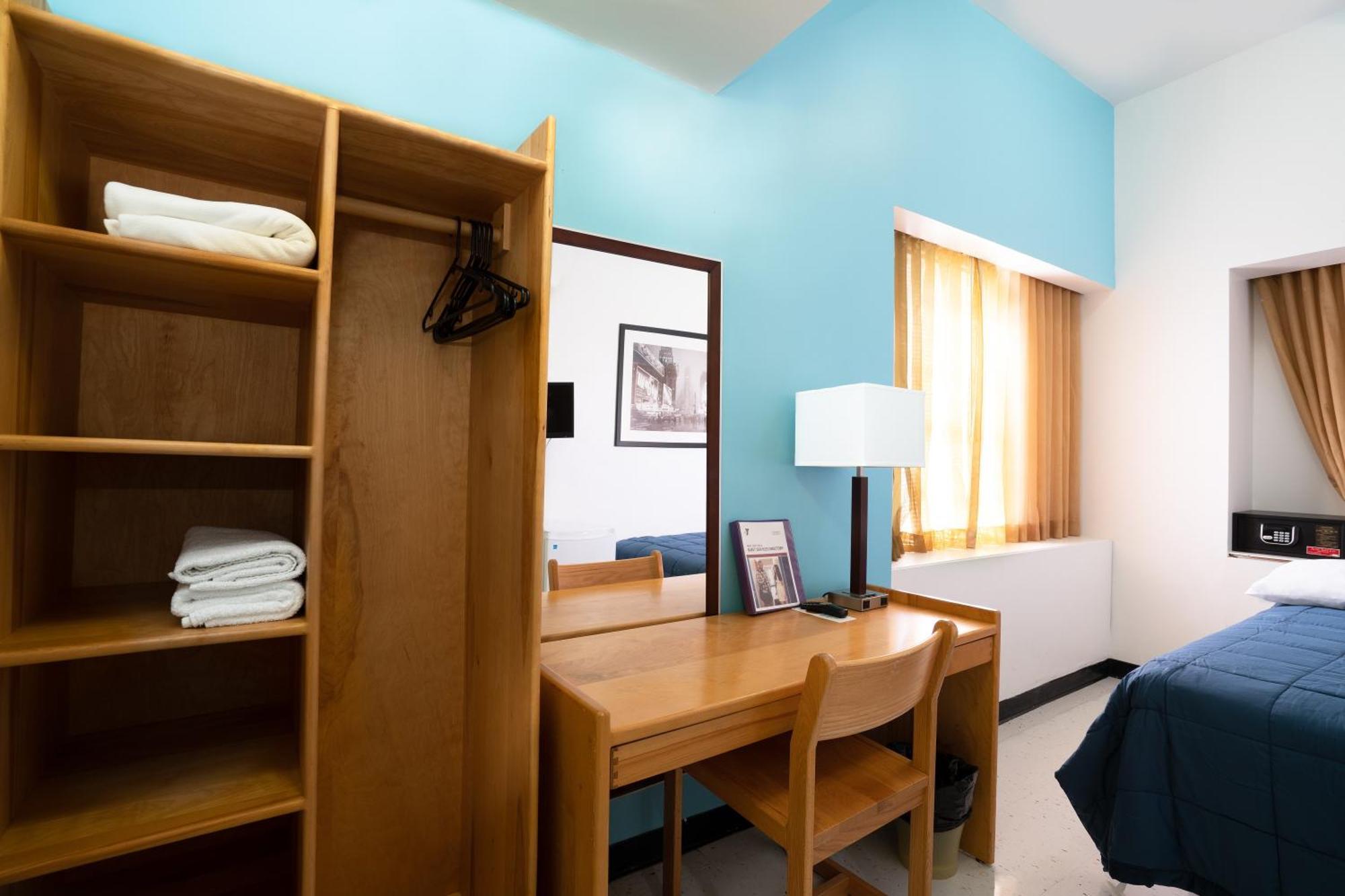 West Side Ymca Hostel New York Exterior photo