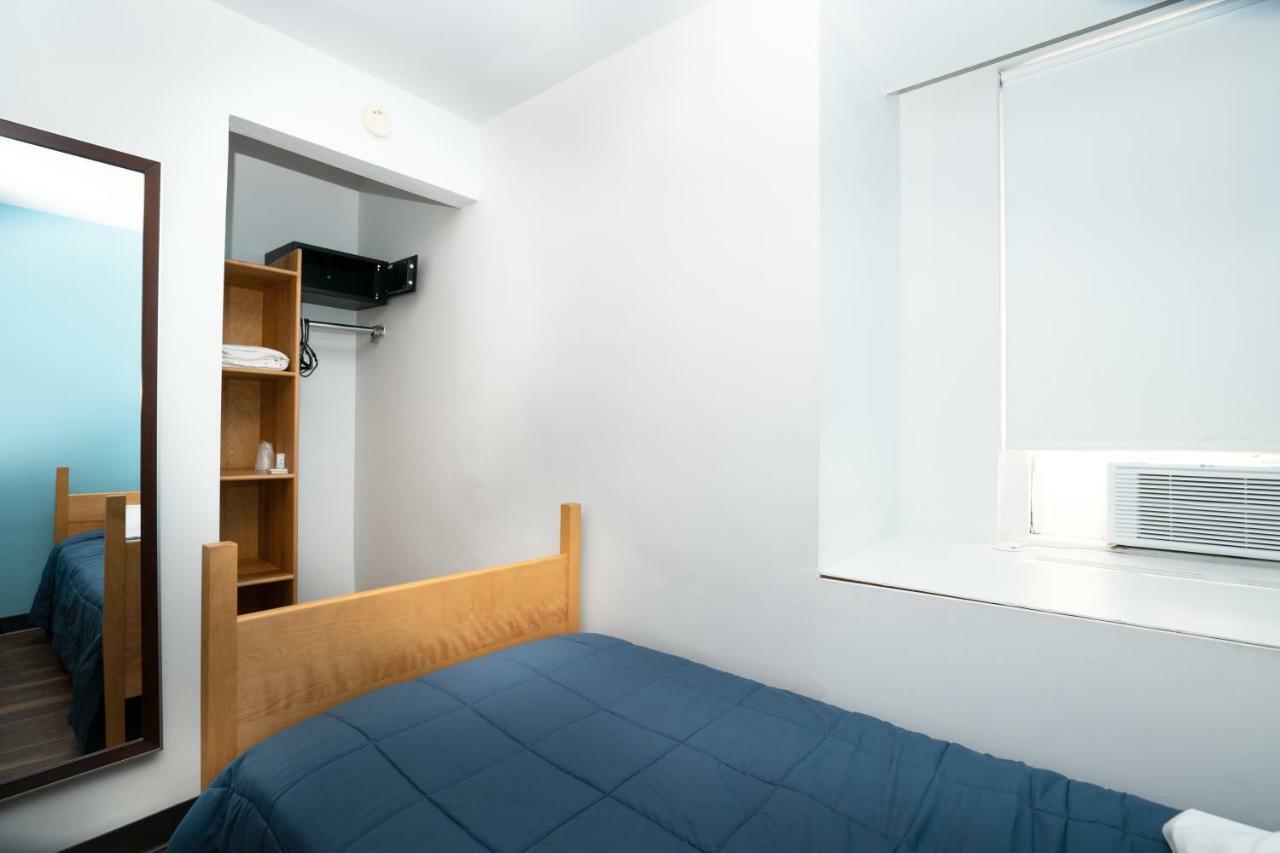 West Side Ymca Hostel New York Exterior photo